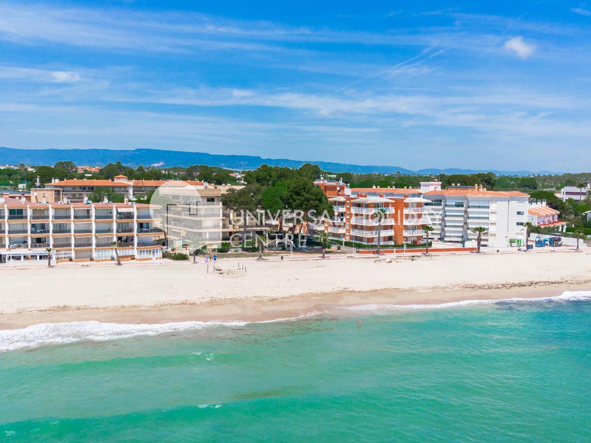 Uhc Txingudi Apartments Cambrils Eksteriør billede