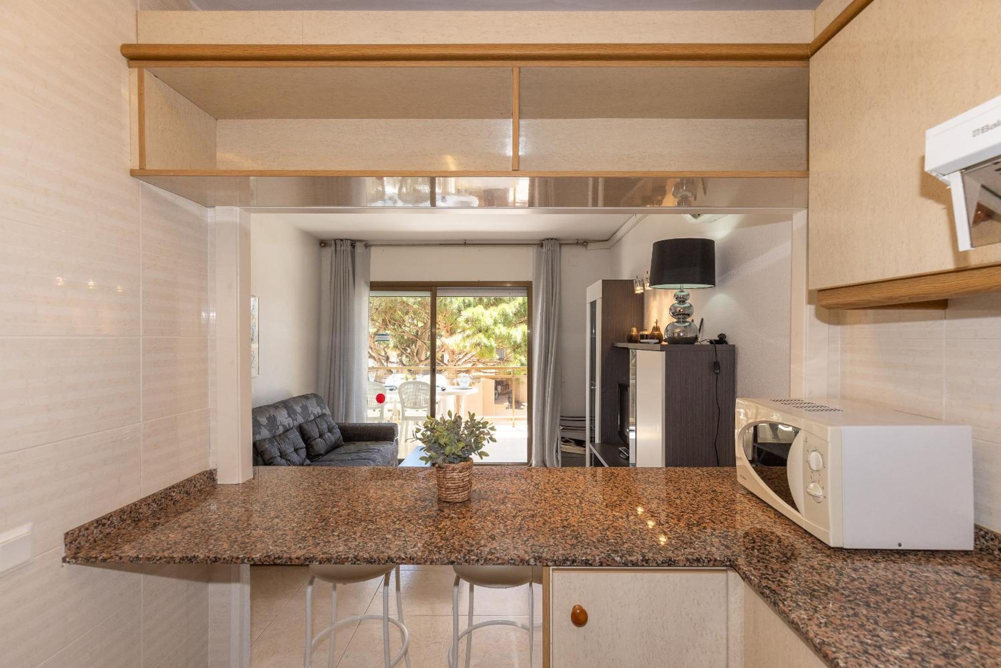 Uhc Txingudi Apartments Cambrils Eksteriør billede